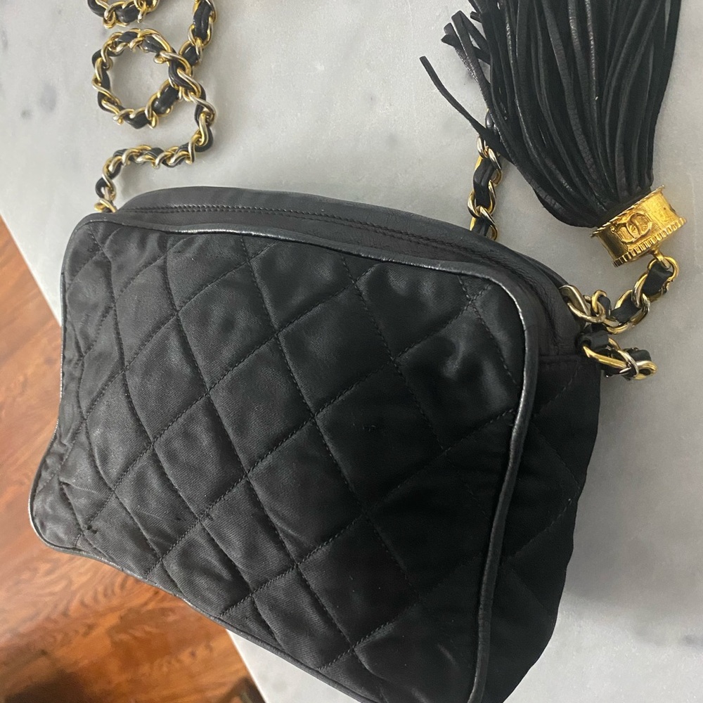 Authentic Chanel shoulder/ crossbody bag